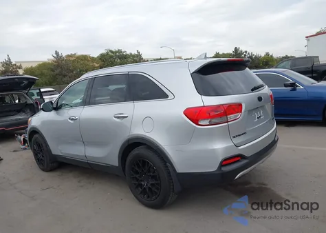 2018 Kia Sorento 3.3L Ex из США, поврежденный, VIN 5XYPH4A53JG398065